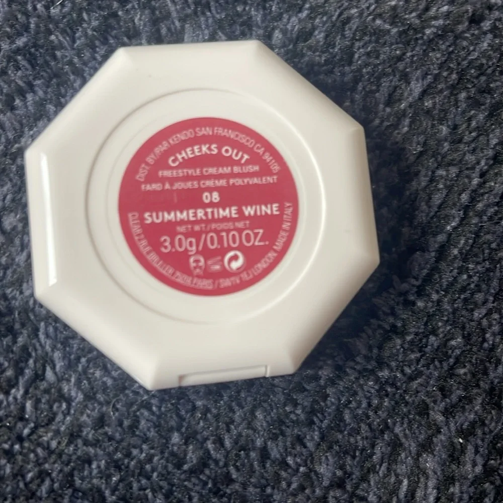 Fenty Summertime Wine Cheeks Out Freestyle Cream Blush